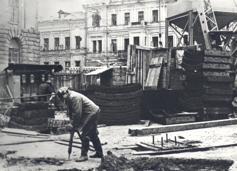Строительство станции метро «Исторический музей»