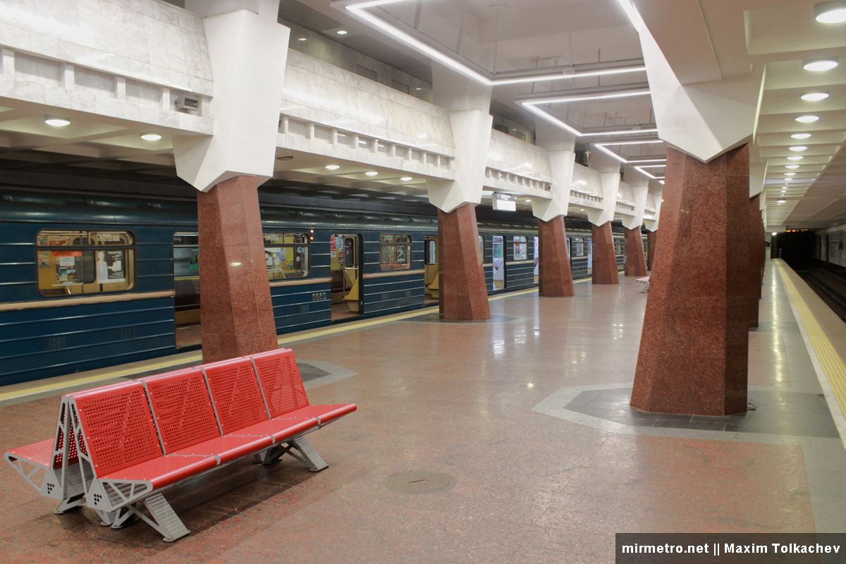 Вагоны типа 81-717/714, Харьковский метрополитен